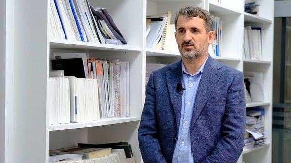 Miftaraj: Historia do ta mbajë mend Avni Deharin si dikush që po tallet me Kuvendin e Kosovës