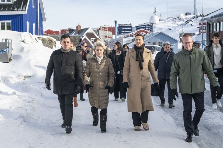 Përballja për Grenlandën, von der Leyen zbarkon në ishull me premtim për miliona euro