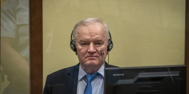 Serbia përgatitet ta varrosë me nderime Mlladiqin, reagojnë ashpër të mbijetuarit e luftës në Bosnje