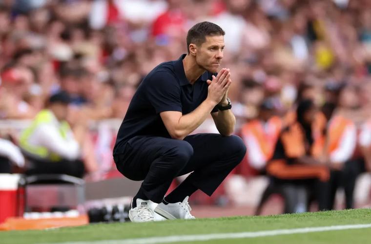Chelsea kërkon përforcim në mesfushë në janar pas humbjes ndaj Arsenalit