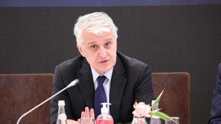 Majko: Kosova rrezikon të hyjë në paradhomën e shteteve të dështuara