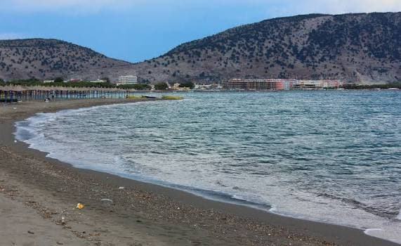 3 Humb jetën në plazhin e Velipojës 68-vjeçari nga Kosova