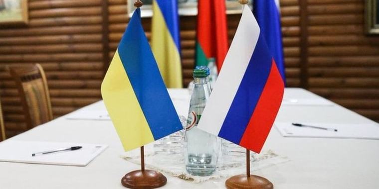 Ukraina njofton rifillimin e bisedimeve të paqes me Rusinë në fund të shtatorit