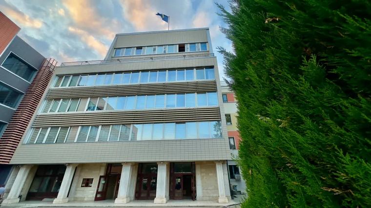 Aktivitet simbolik para Kuvendit, ja cila parti e mban aksionin të hënën