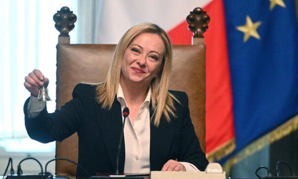 Meloni ia kalon edhe Berlusconit, Qeveria e saj më jetëgjata në historinë e Italisë