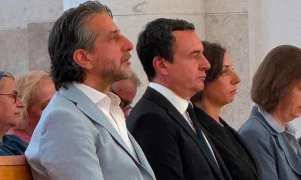 Kurti e Rama bashkë në Katedrale, në meshën kushtuar Nënë Terezës
