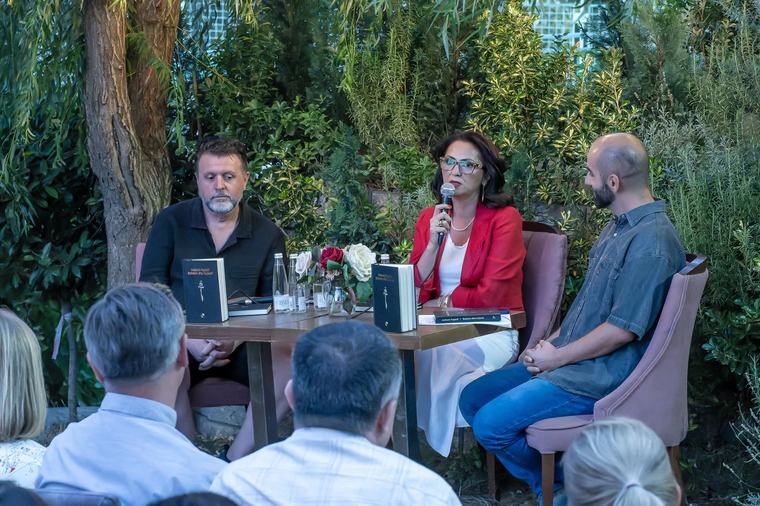 “Rebelim dhe kujtesë” me nëntë zëra që frymëzojnë brezat